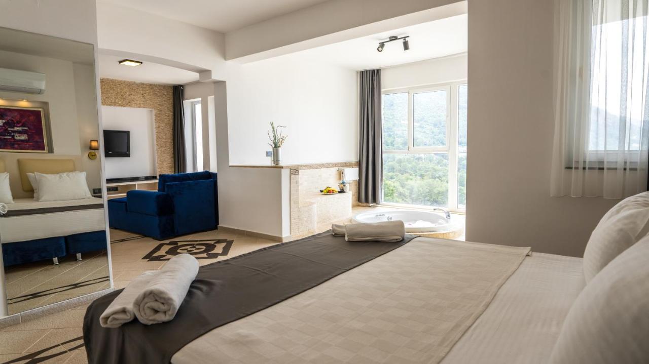Sertil Deluxe Hotel & Spa - Adult Only Ölüdeniz Buitenkant foto